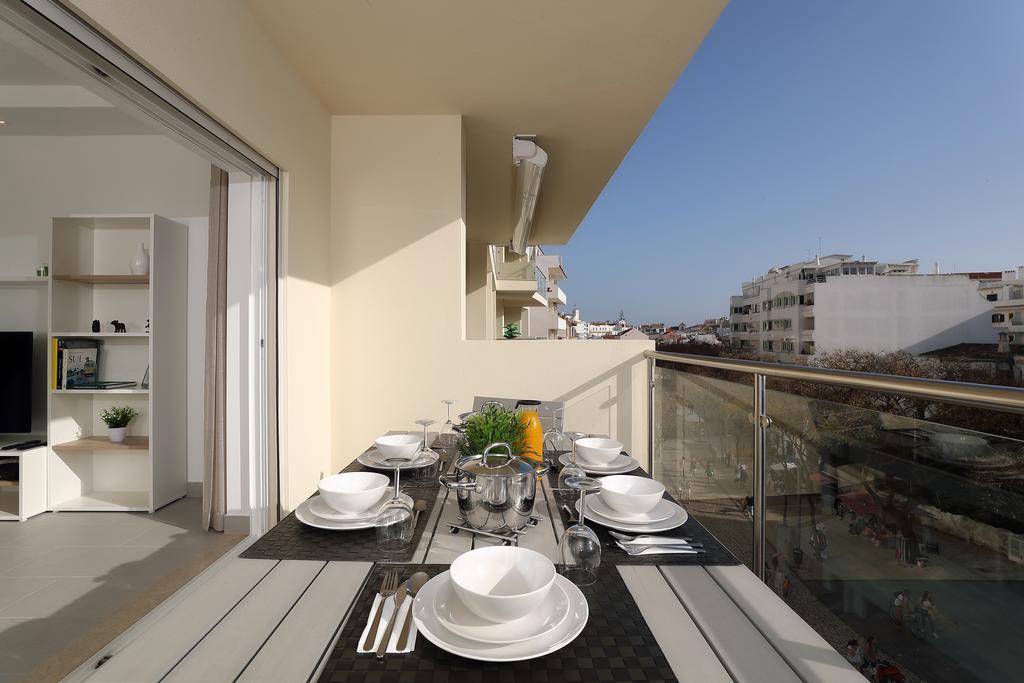 Original 3 Bedroom Downtown Албуфейра Екстериор снимка
