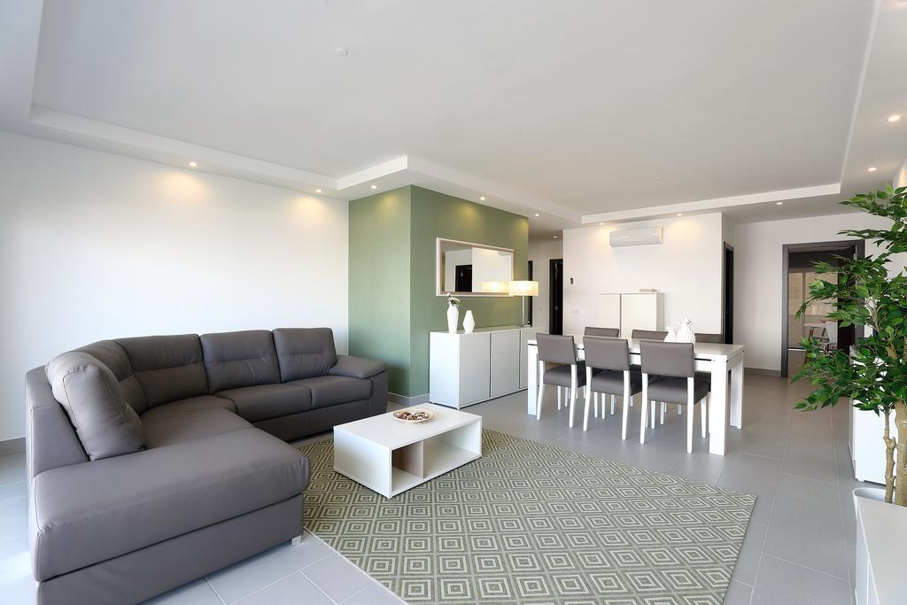 Original 3 Bedroom Downtown Албуфейра Екстериор снимка